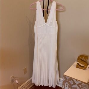 Elegant White Pleated Dress